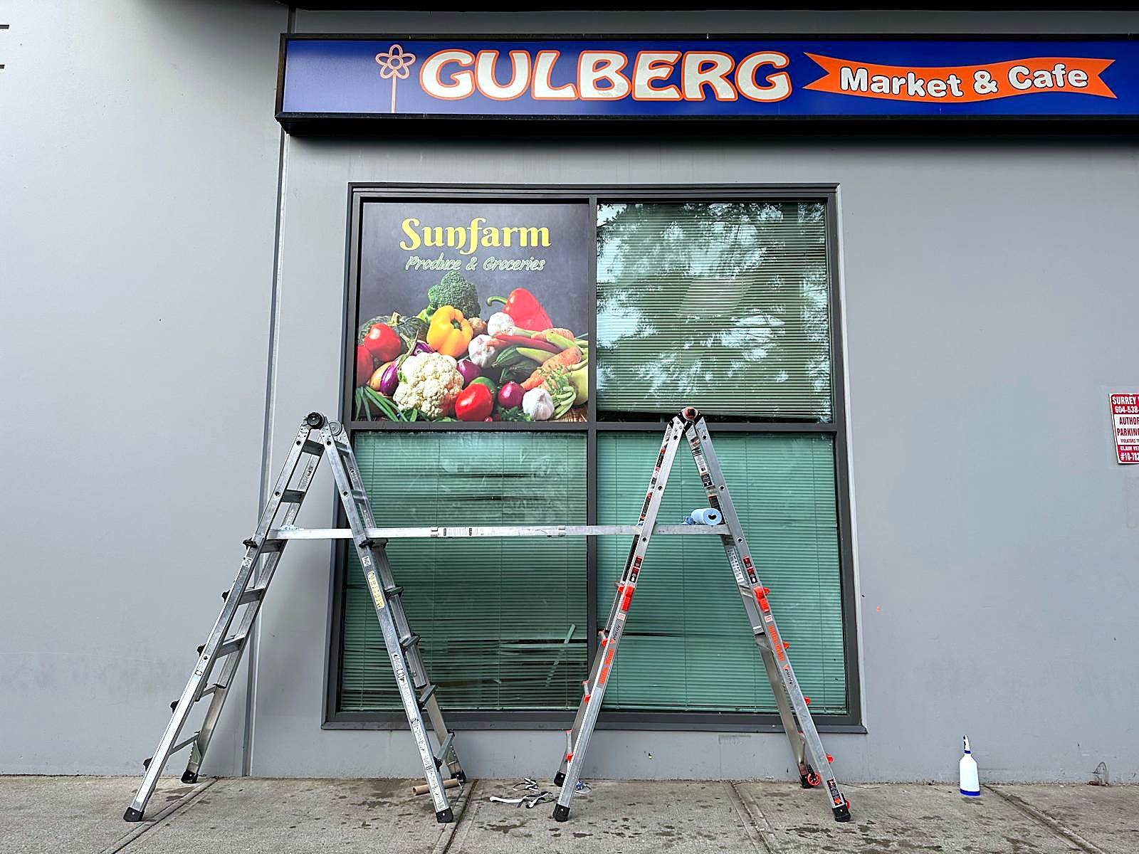 Gulberg Market window graphics